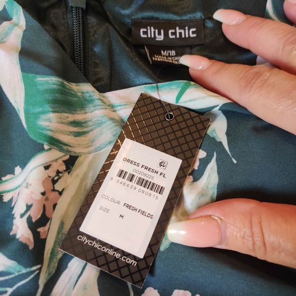 City chic fresh floral jade . 14w & 18w New in package - Picture 5 of 9